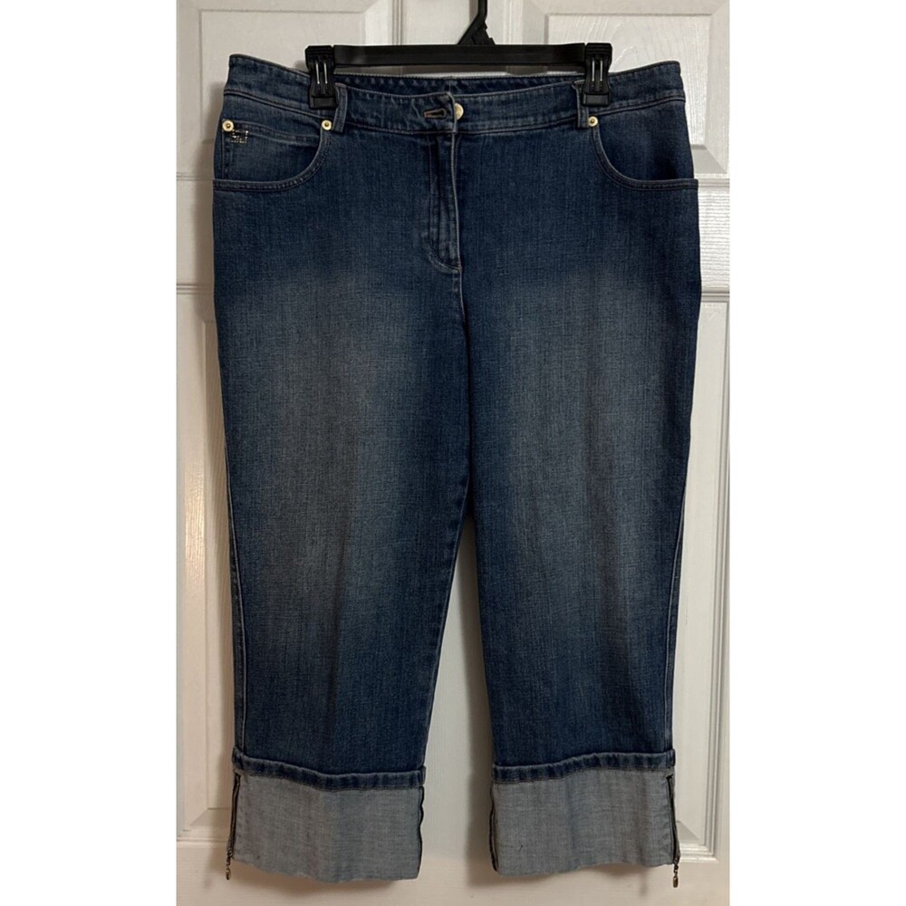 St John Designer Cuffed Capri Blue Jeans Studs & Bling Medium Wash Luxury, Sz 12